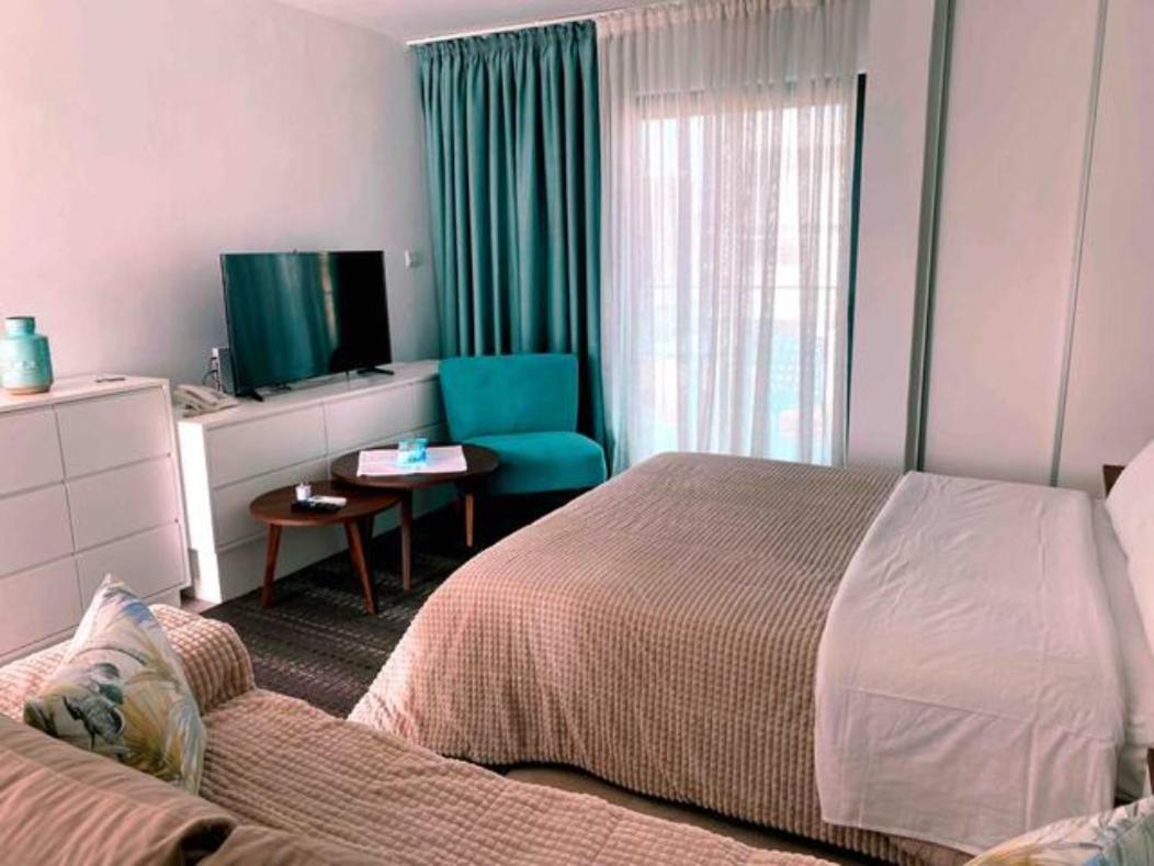Victoria Suites Пафос Екстер'єр фото