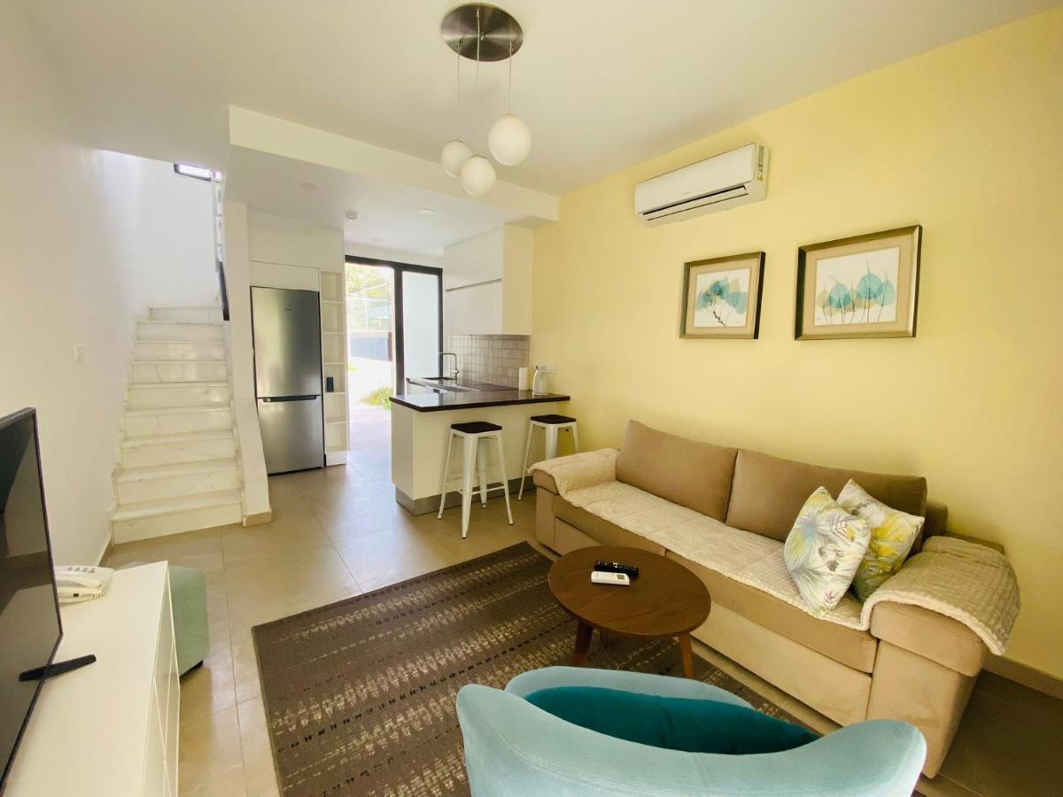 Victoria Suites Пафос Екстер'єр фото
